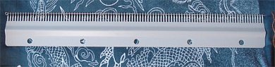 Оттяжная гребенка длинная для вязальной машины Silver Reed на 200 игл - цена и фото